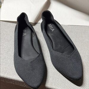 MIA Women's Elegant Black Loafers